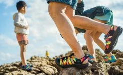 Keen Newport Retro Für Herren | Original Tie Dye -Keen Verkäufe Retro TieDye M PDP Lifestyle 1