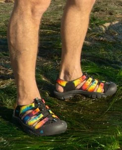 Keen Newport Retro Für Herren | Original Tie Dye -Keen Verkäufe Retro TieDye M PDP Lifestyle 2