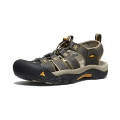 Keen Newport H2 Für Herren | Raven/Aluminum -Keen Verkäufe c159a9ef09bd03d8291c64ca13302bda3a004427