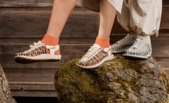 Keen UNEEK Für Damen | Merlot/Peach Whip -Keen Verkäufe uneek pdp 1 e64e1578 4193 430e af09 fd9c915a17ff