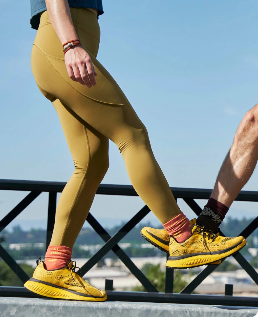 WK400 Walkingschuh Für Damen | KEEN Yellow/Black 9 WK400 Walkingschuh Für Damen | KEEN Yellow/Black – Bild 9